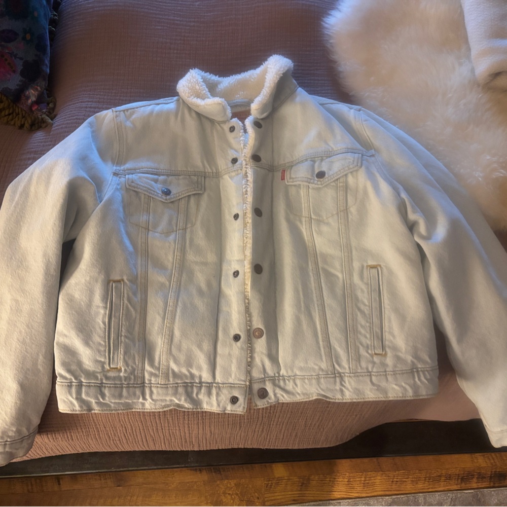 Levi's White Sherpa-Lined Jean Jacket
